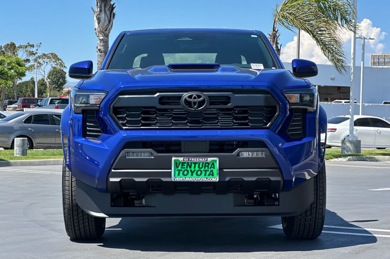 2025 Toyota Tacoma TRD Sport Double Cab photo 9