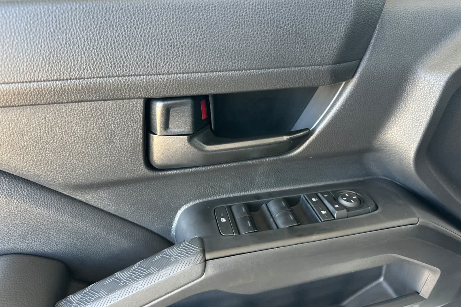 2025 Toyota Tacoma SR5 Double Cab photo 11