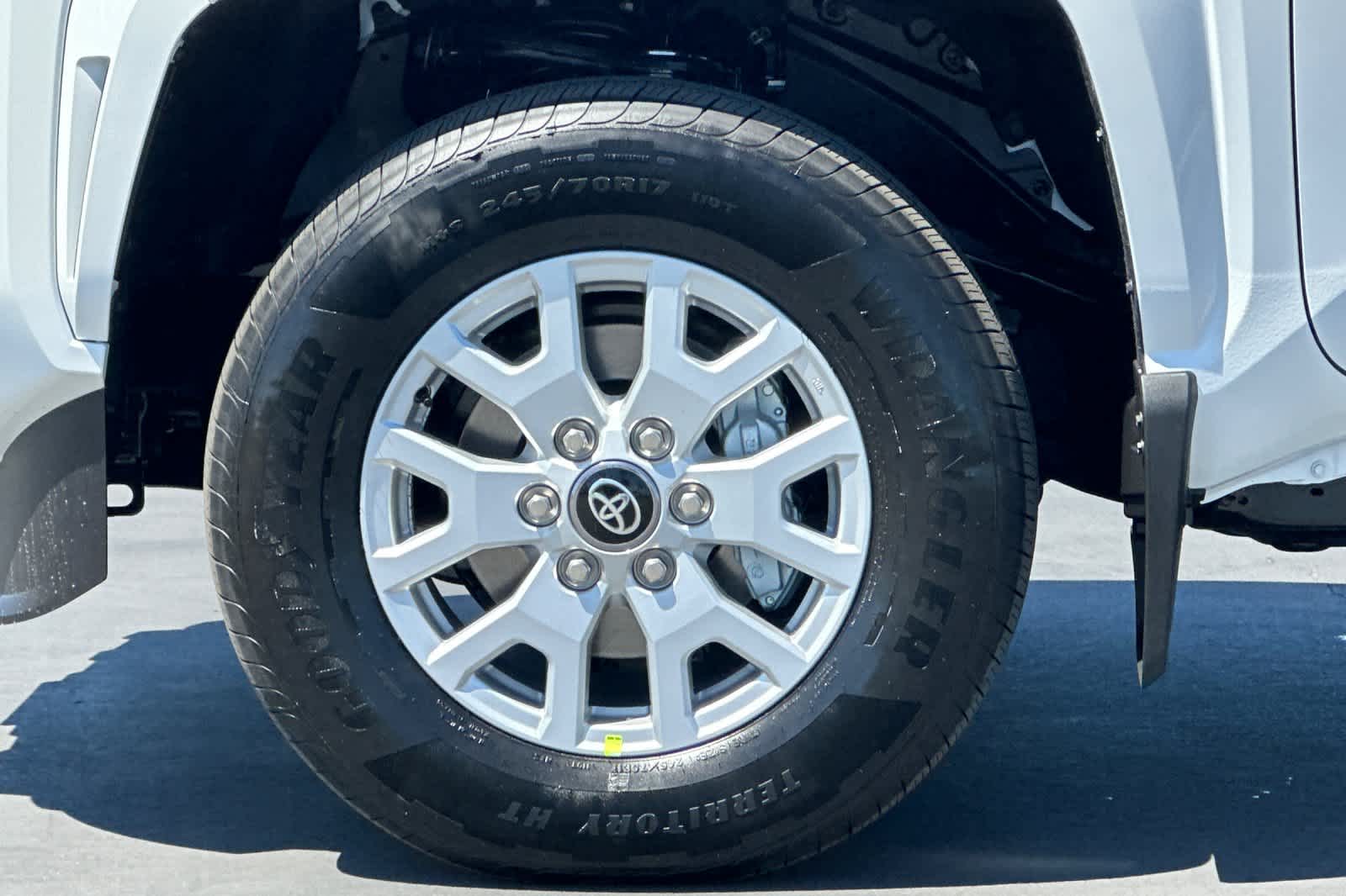 2025 Toyota Tacoma SR5 Double Cab photo 24