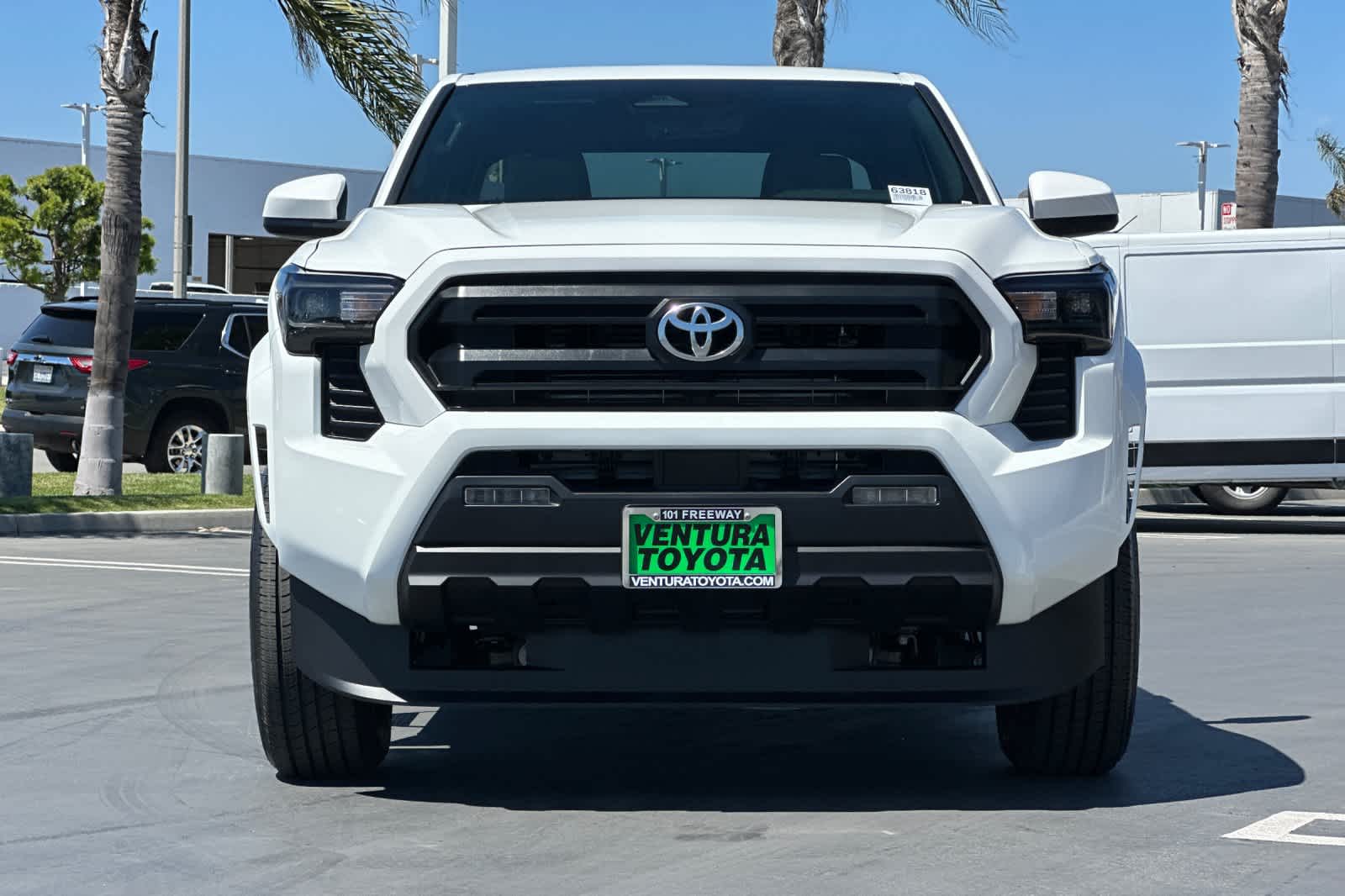 2025 Toyota Tacoma SR5 Double Cab photo 8