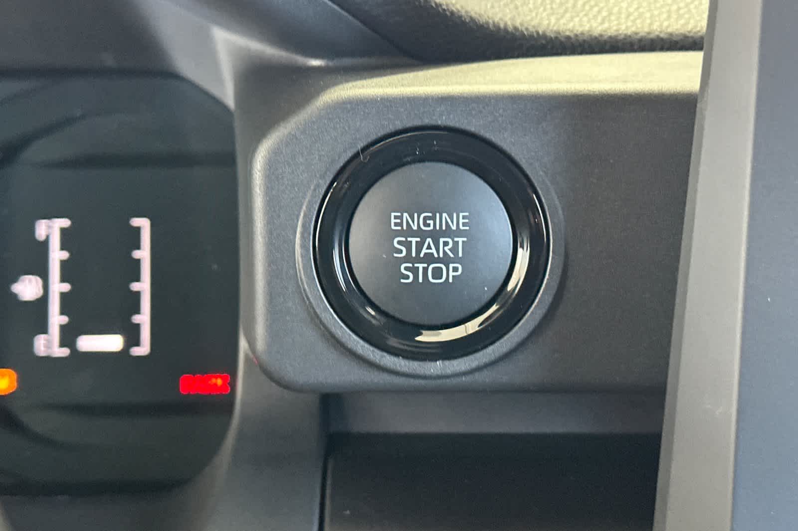 2025 Toyota Tacoma SR5 Double Cab photo 18