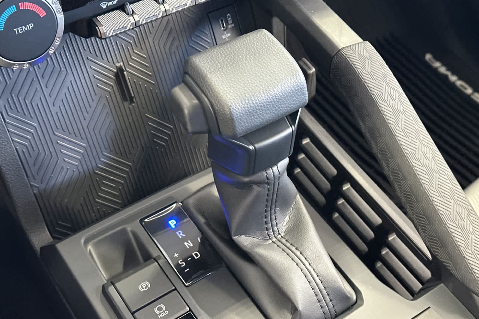 2025 Toyota Tacoma SR5 Double Cab photo 17