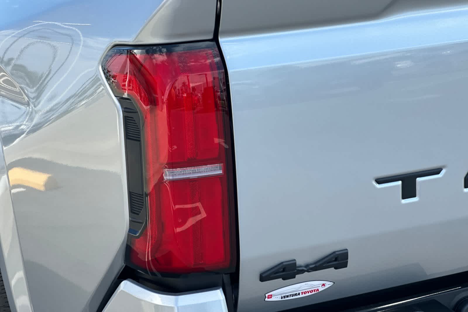 2025 Toyota Tacoma SR5 Double Cab photo 19