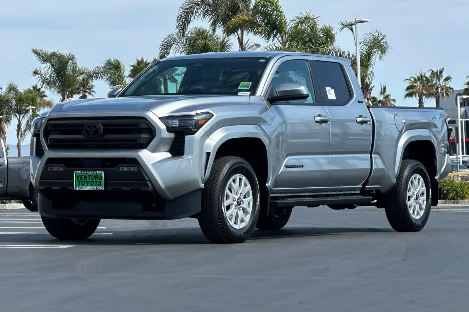 2025 Toyota Tacoma SR5 Double Cab photo 8