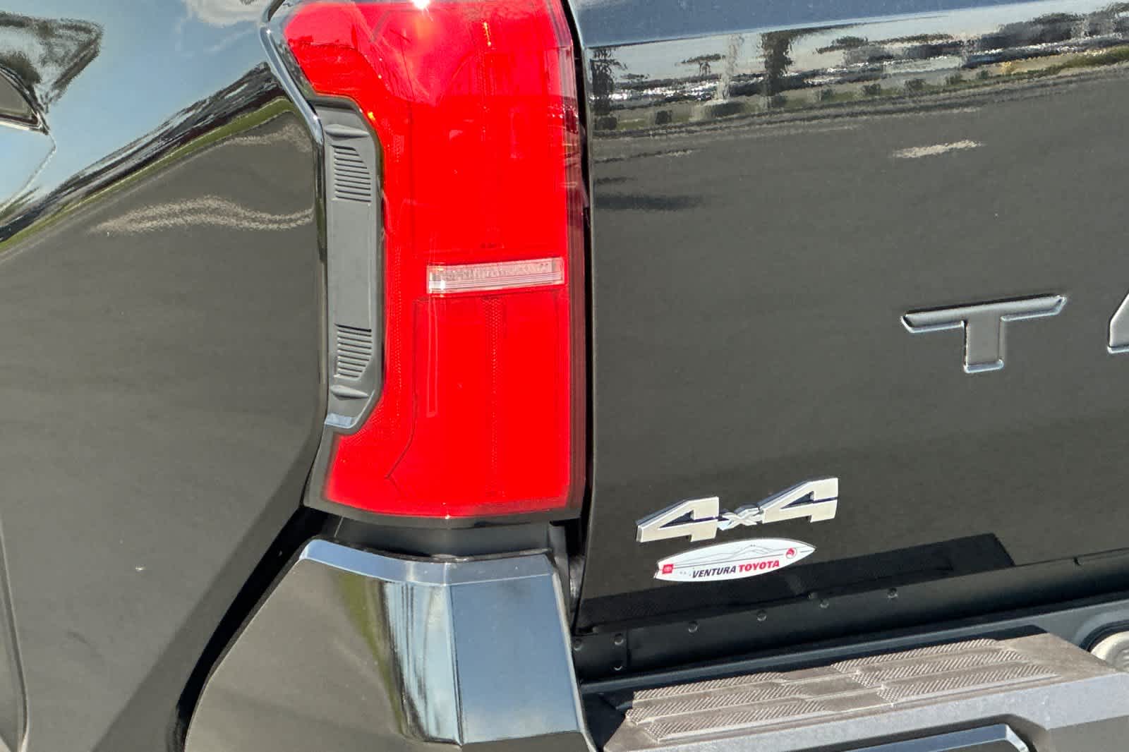 2025 Toyota Tacoma SR5 Double Cab photo 23