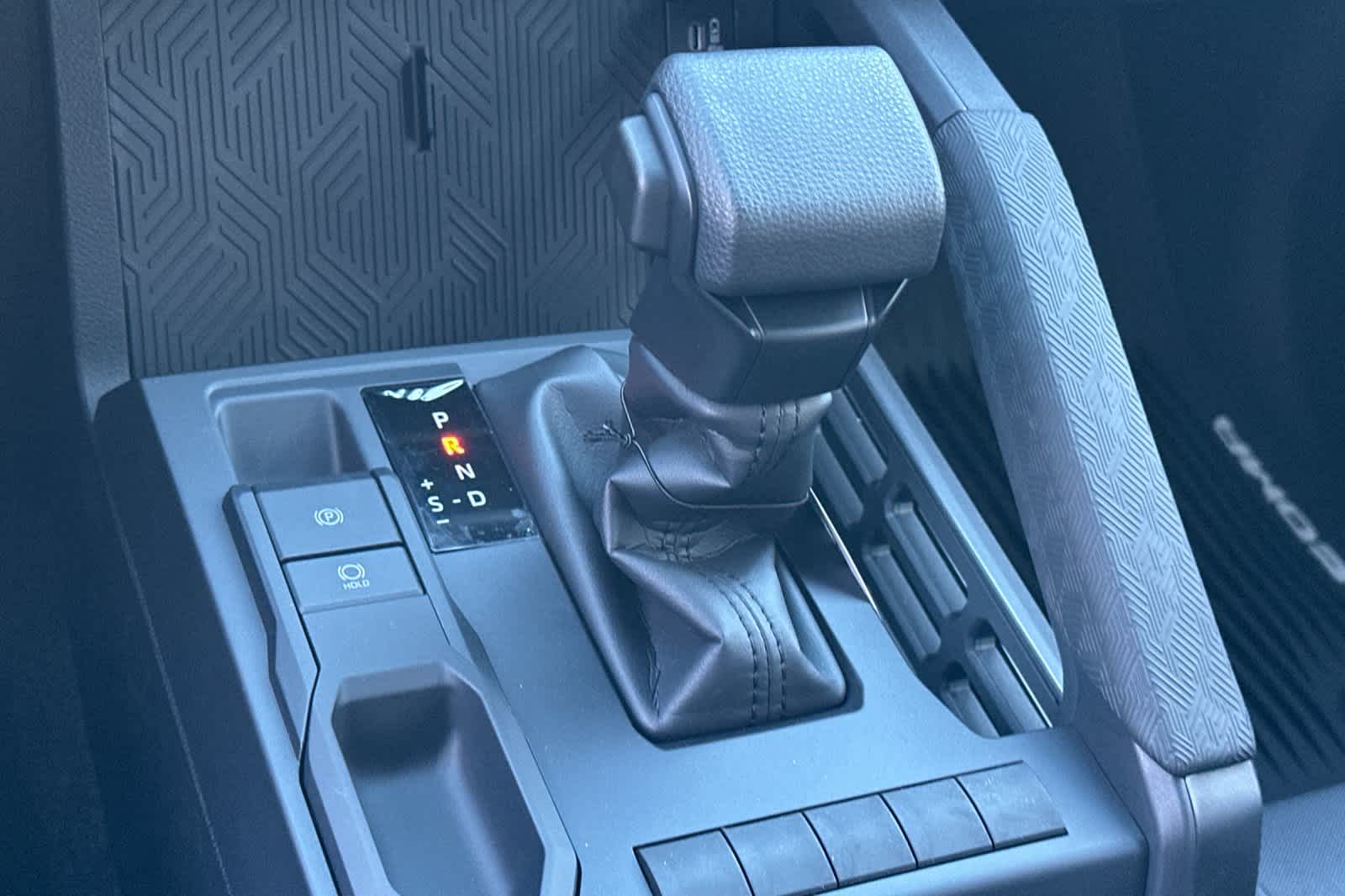 2025 Toyota Tacoma SR XtraCab photo 17