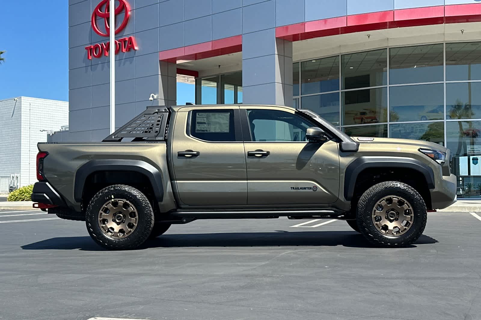 2025 Toyota Tacoma Trailhunter Double Cab photo 3