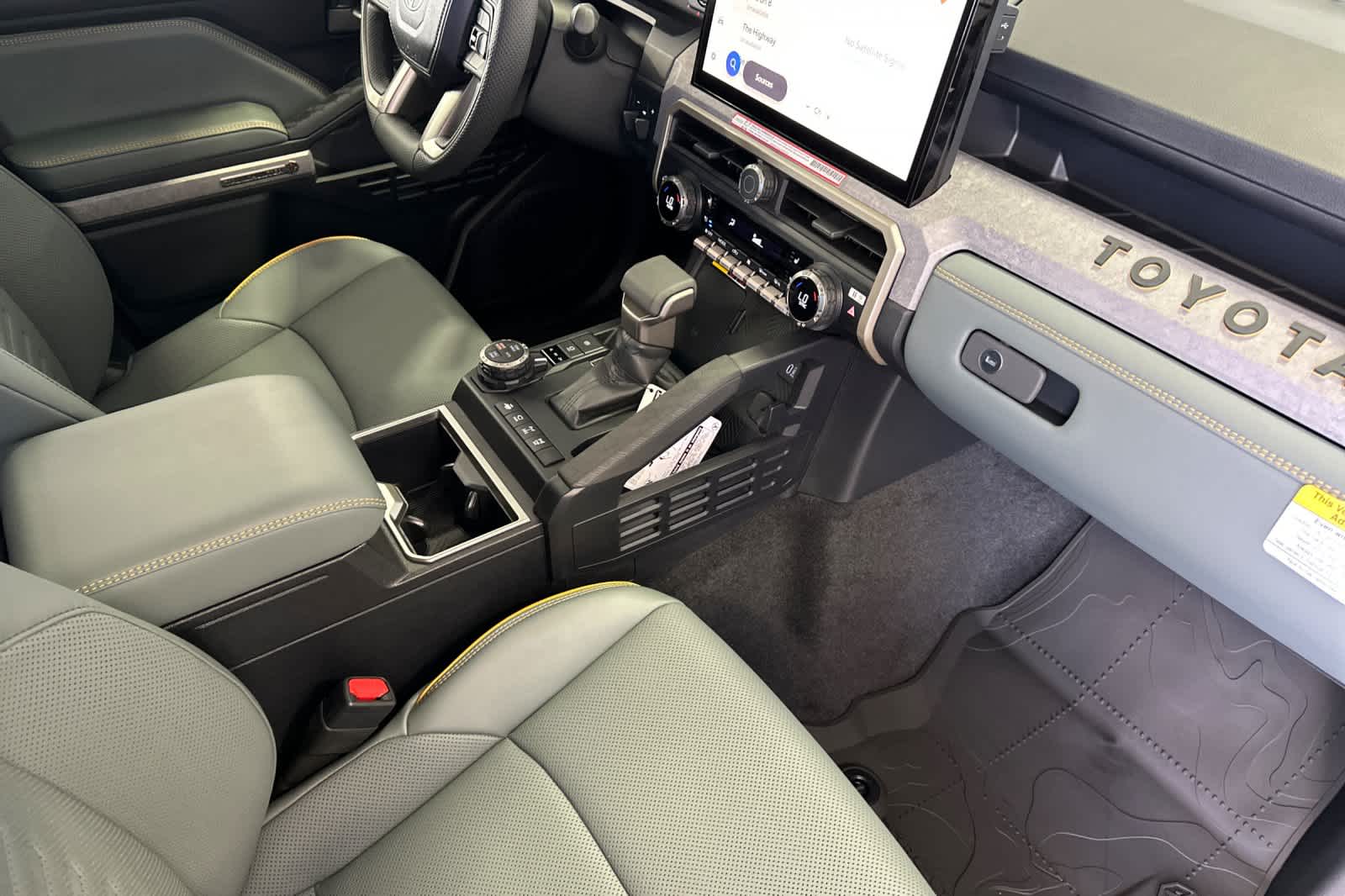2025 Toyota Tacoma Trailhunter Double Cab photo 14