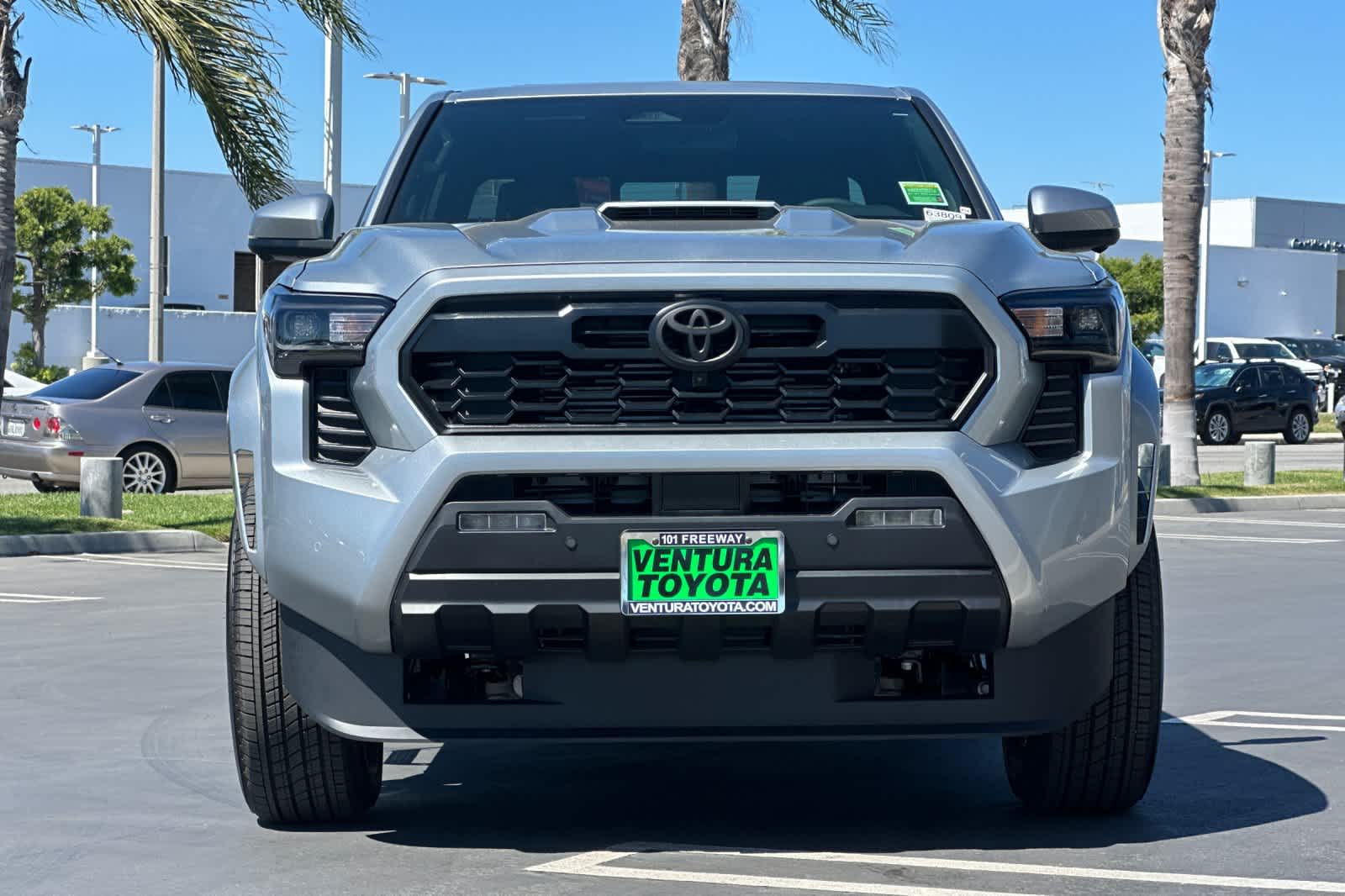 2025 Toyota Tacoma TRD Sport Double Cab photo 9