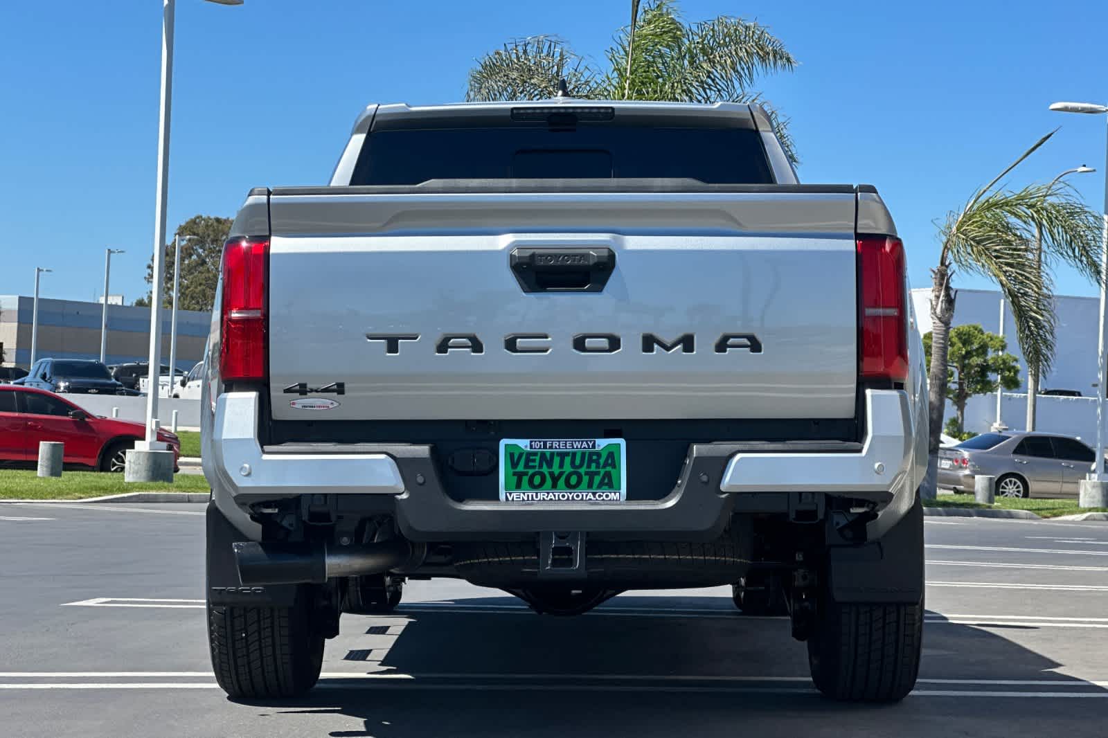2025 Toyota Tacoma TRD Sport Double Cab photo 5