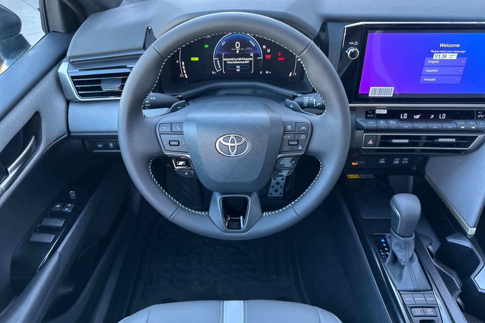 2025 Toyota Camry SE photo 12