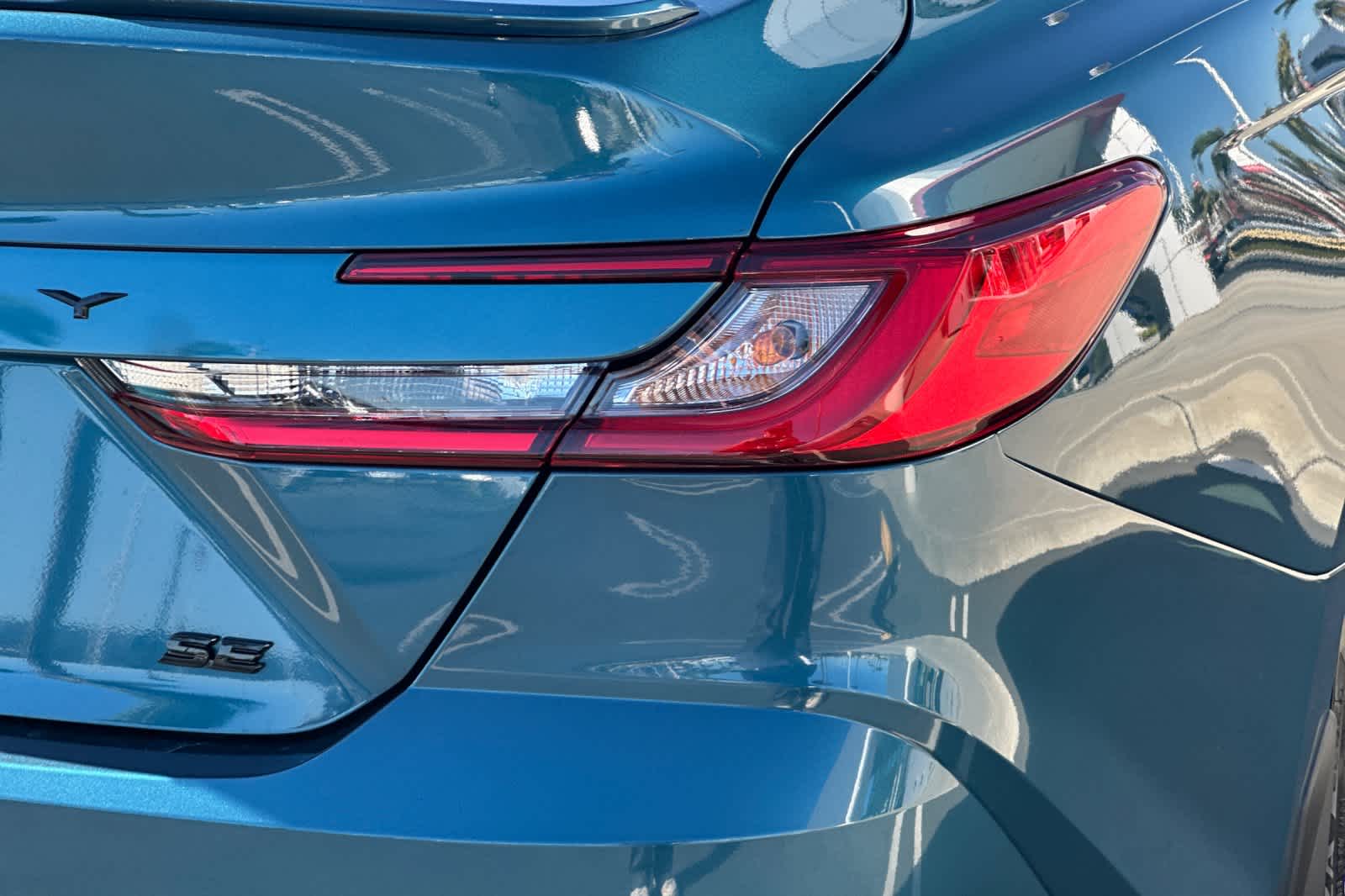 2025 Toyota Camry SE photo 21