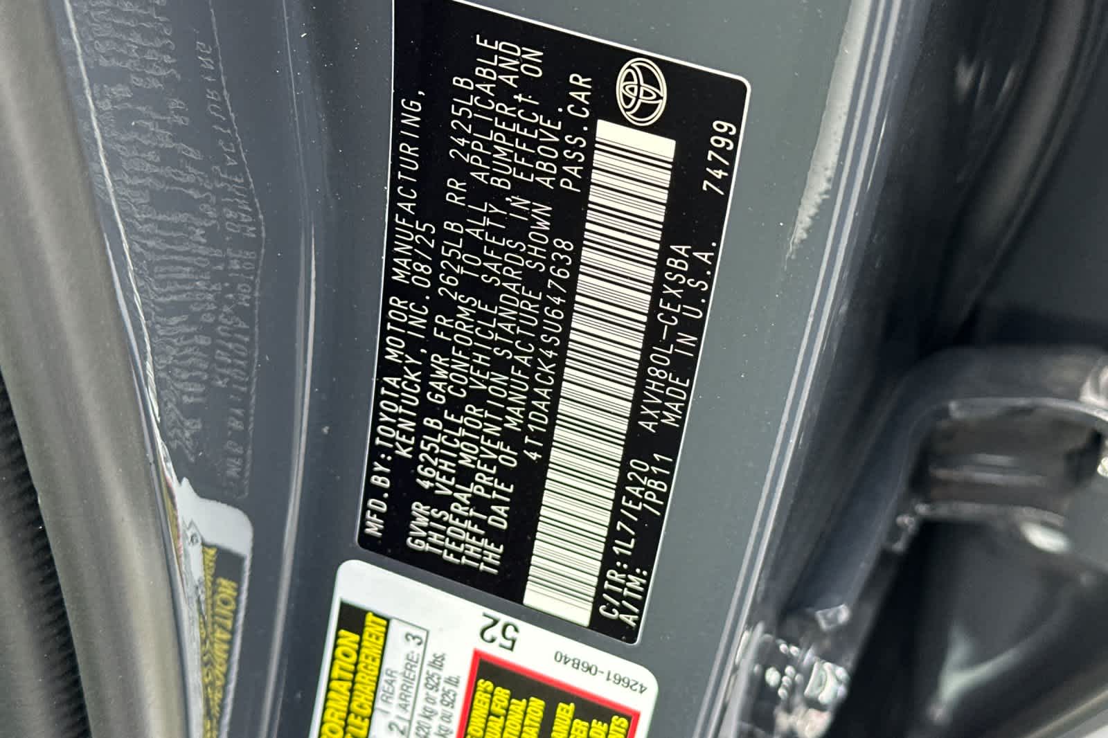 2025 Toyota Camry SE photo 13