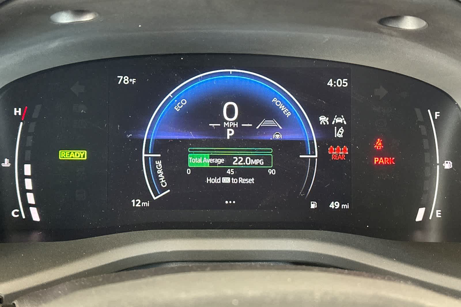 2025 Toyota Camry SE photo 18