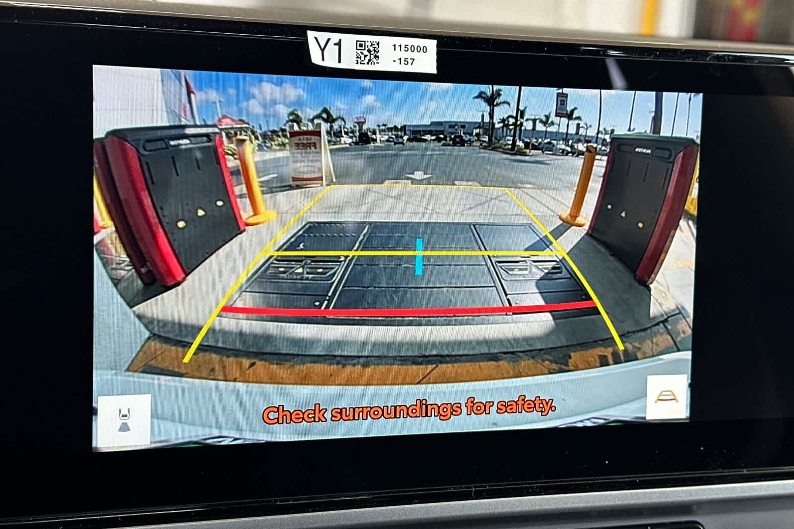 2025 Toyota Camry SE photo 13