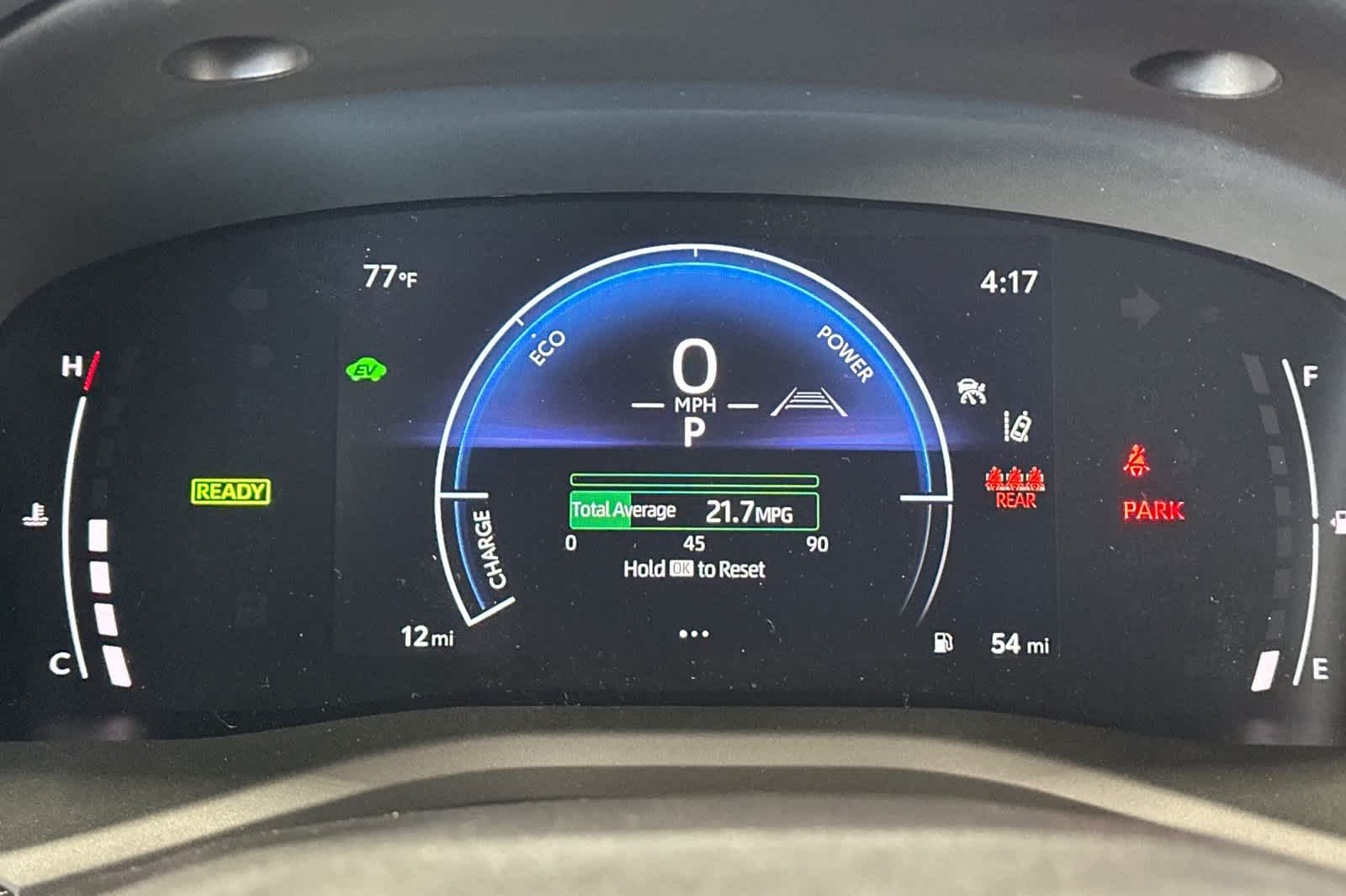 2025 Toyota Camry SE photo 14