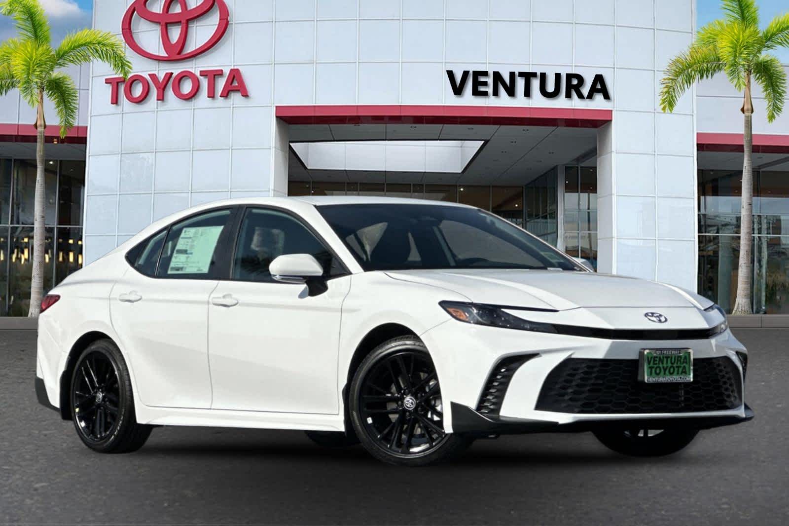 2025 Toyota Camry SE photo 2