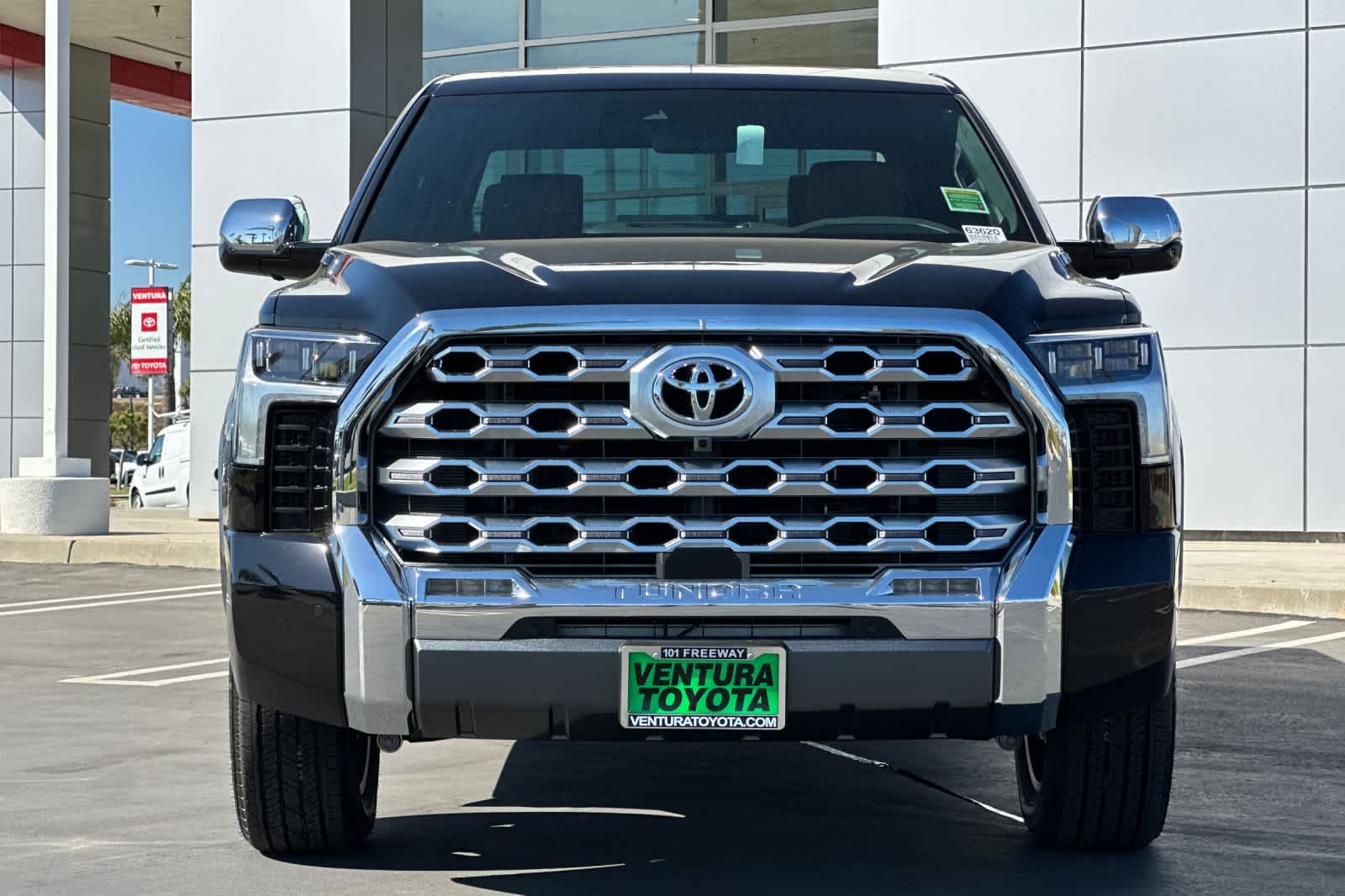 2025 Toyota Tundra 1794 Edition CrewMax photo 9