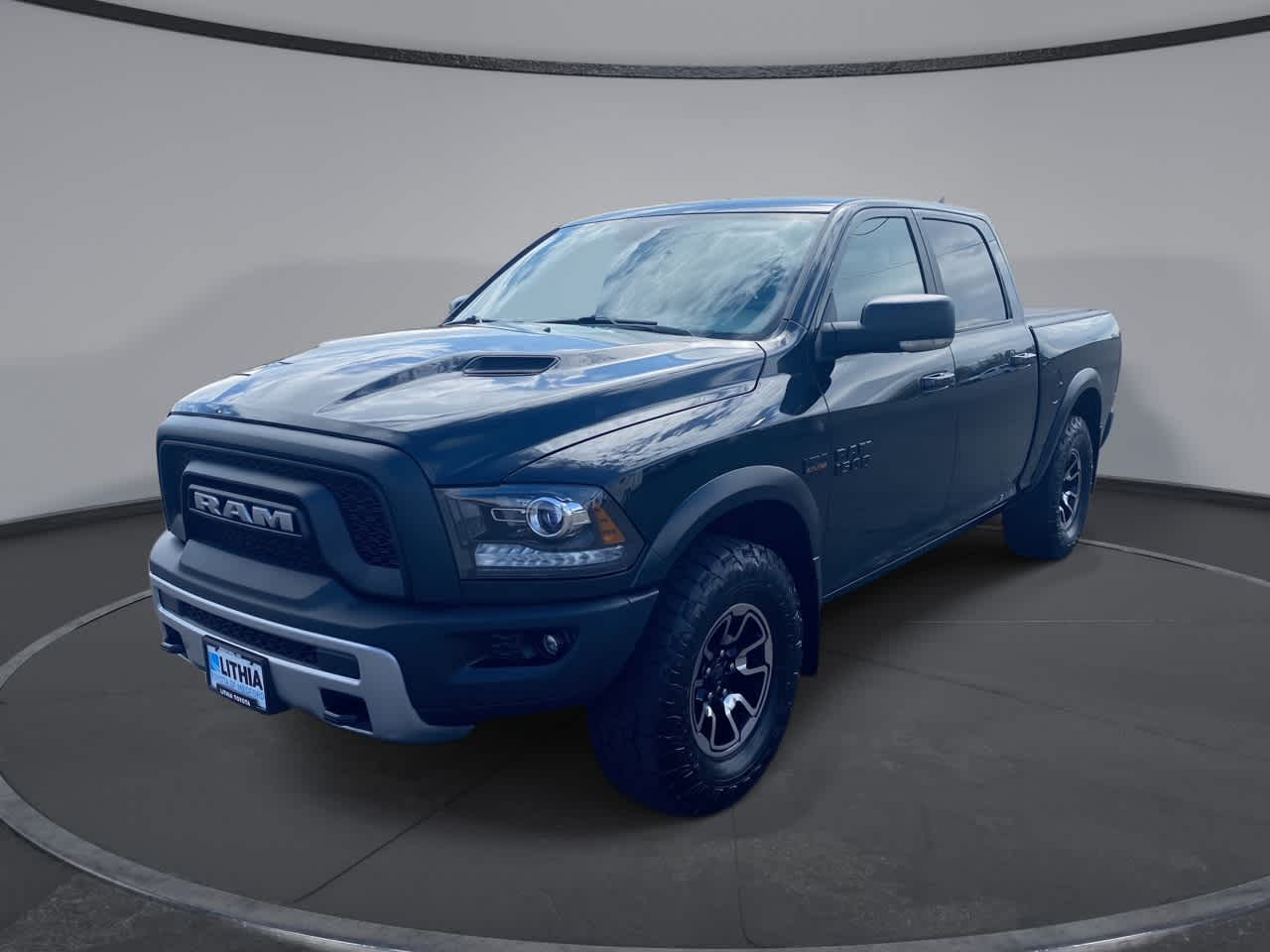 Brilliant Black Crystal Pearlcoat 2017 RAM 1500 Rebel Crew Cab 4WD Pickup Truck Four-Wheel Drive 8-Speed Automatic