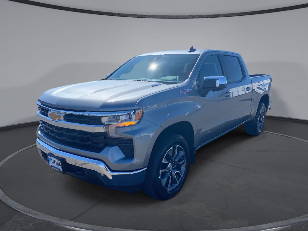 Sterling Gray Metallic 2025 Chevrolet Silverado 1500 LT Crew Cab 4WD Pickup Truck Four-Wheel Drive Automatic
