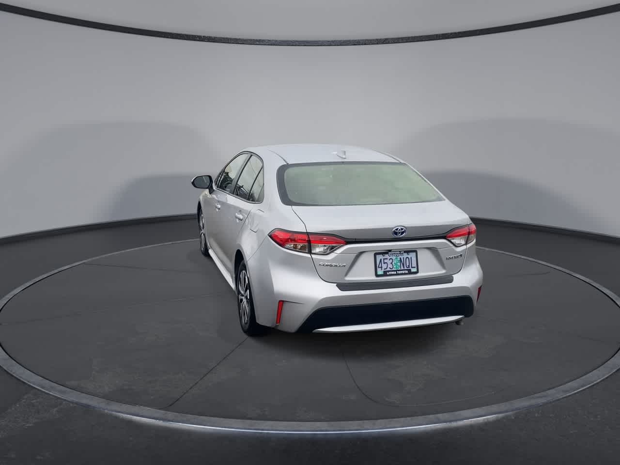 View vehicle photo 7