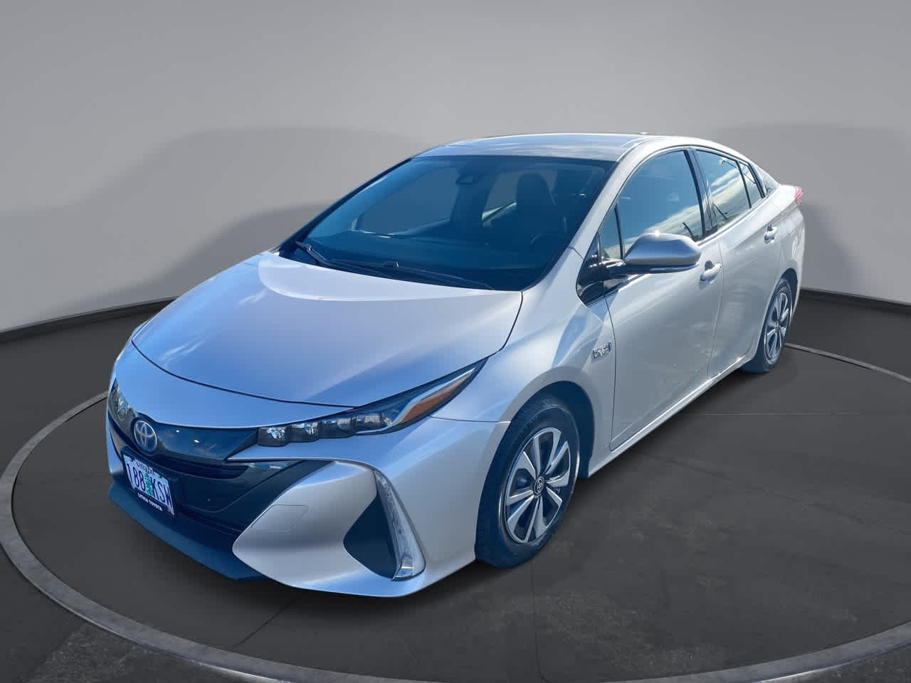 Titanium Glow 2017 Toyota Prius Prime Premium Hatchback Front-Wheel Drive Continuously Variable Transmission