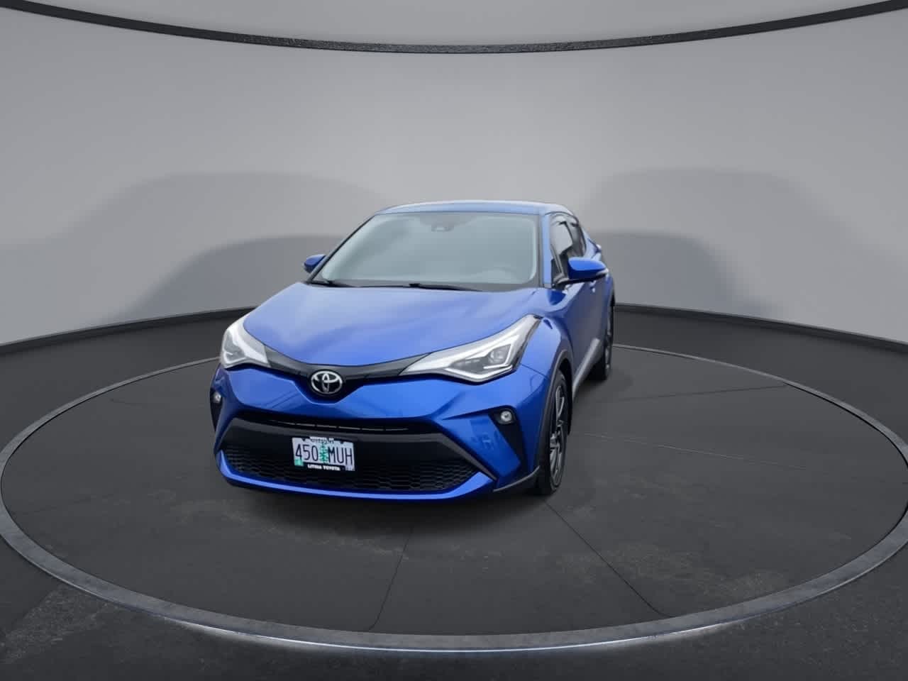 View vehicle photo 3