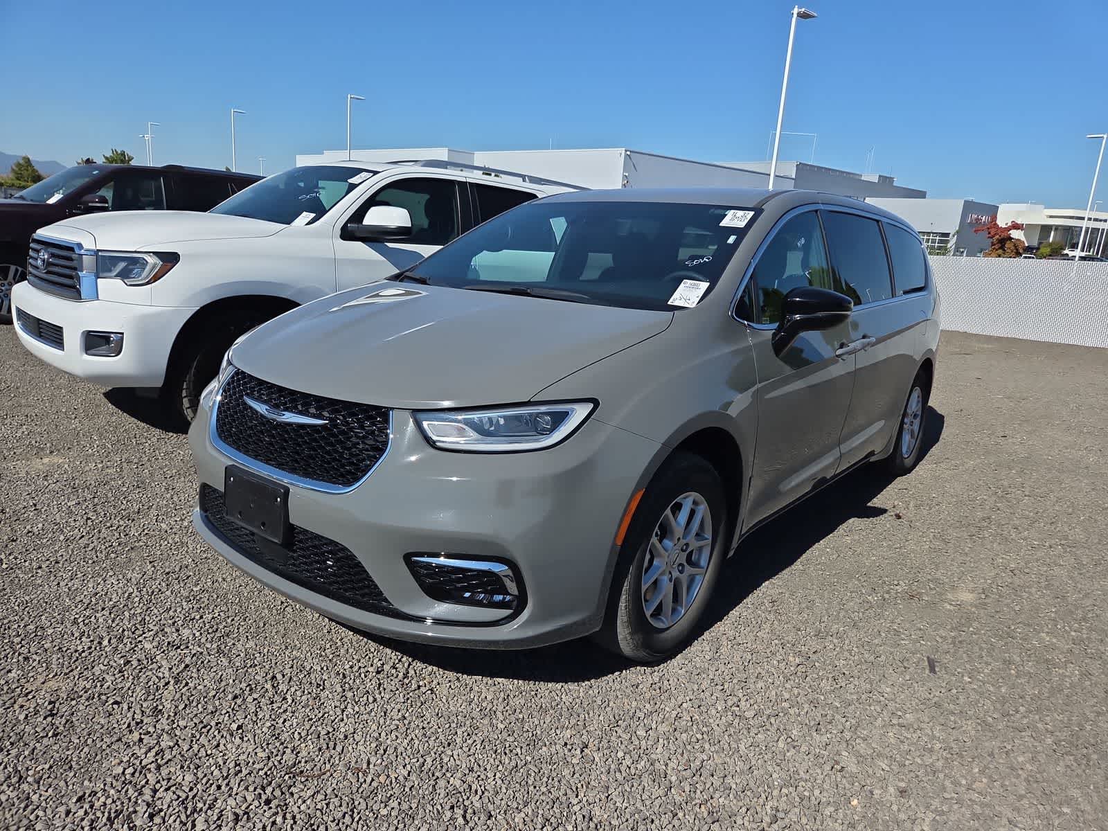 2025 Chrysler Pacifica