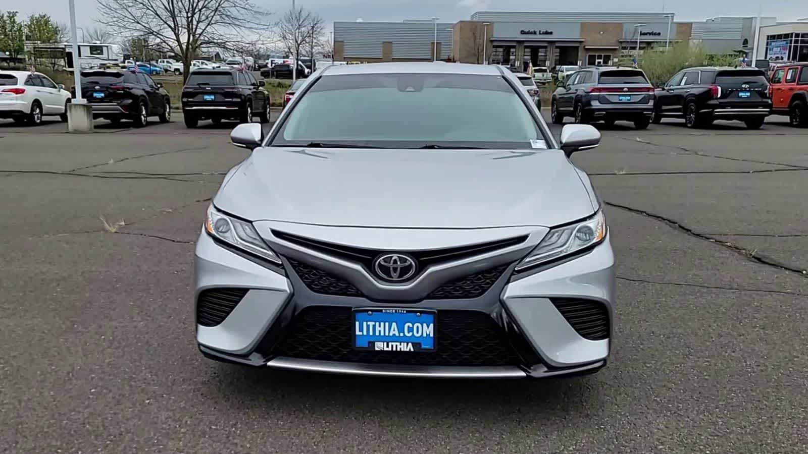 View vehicle photo 3