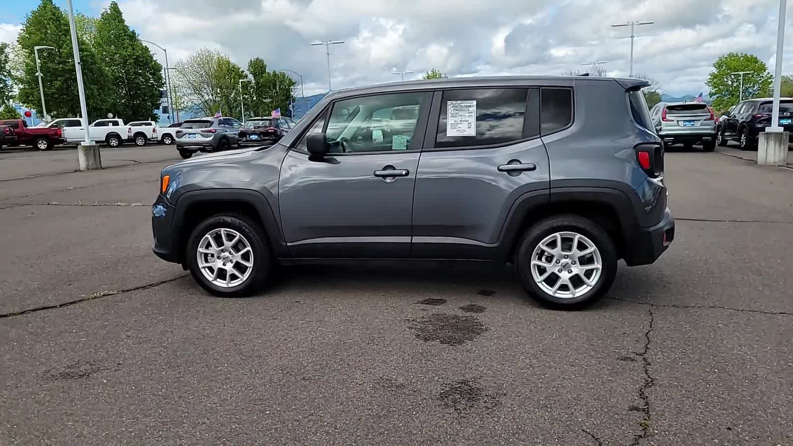View vehicle photo 5