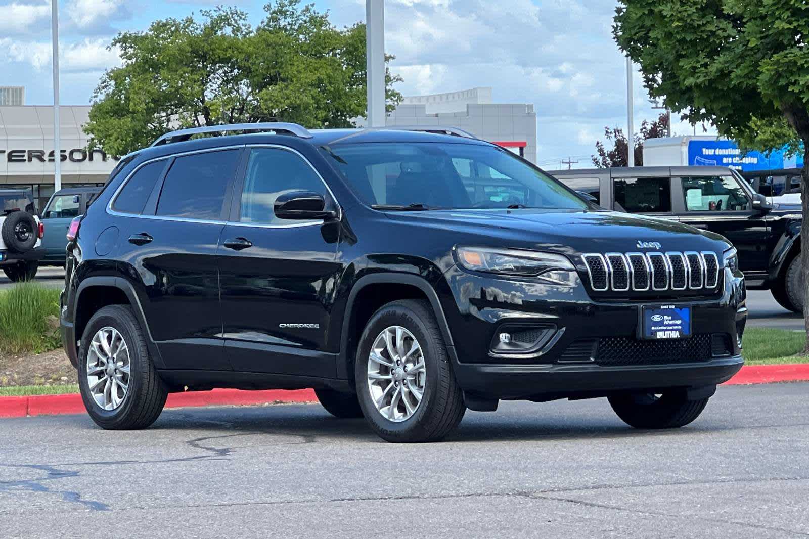2019 Jeep Cherokee Latitude Plus 9