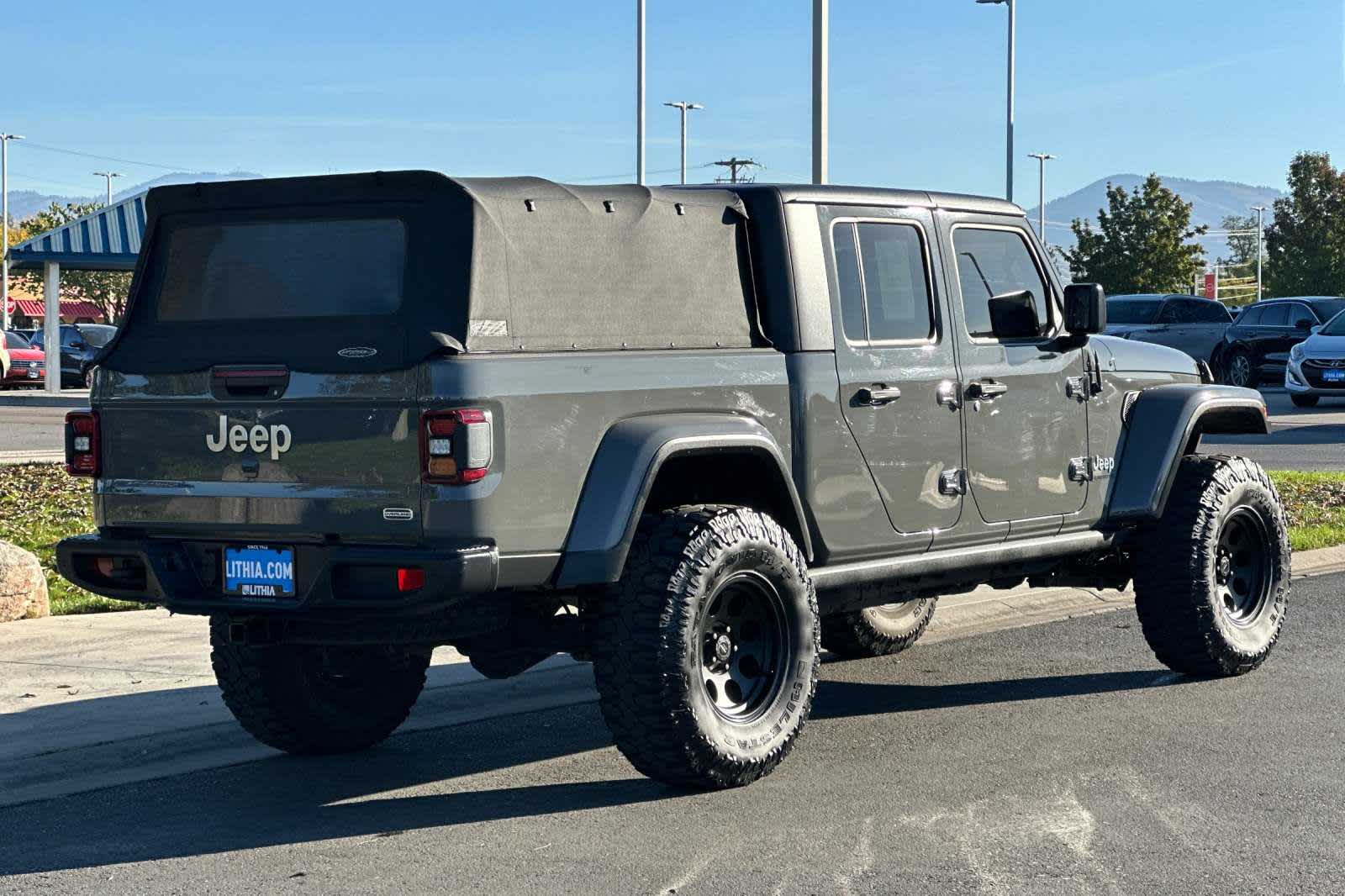 2020 Jeep Gladiator Overland 4x4 2