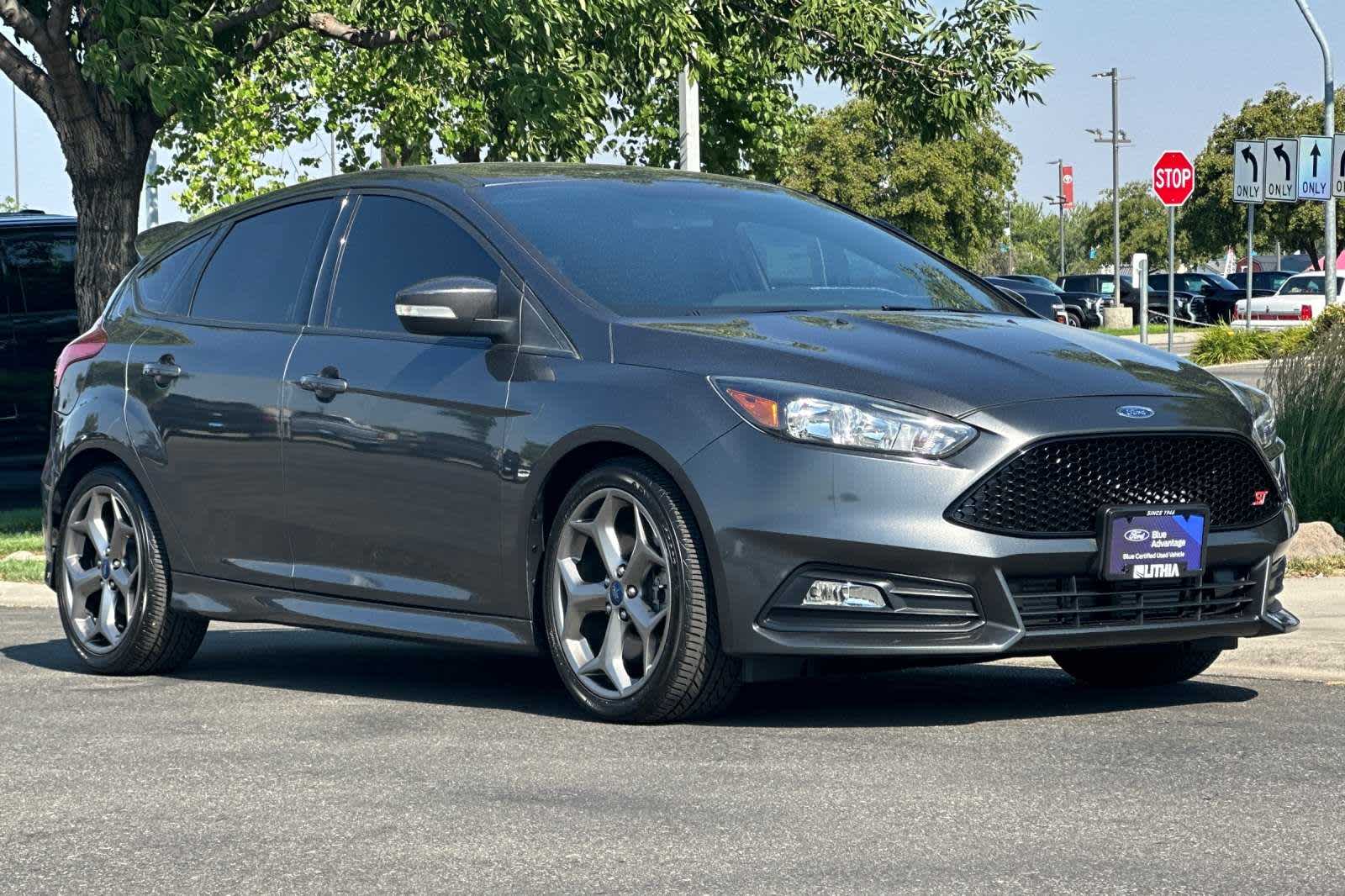 2018 Ford Focus ST 9