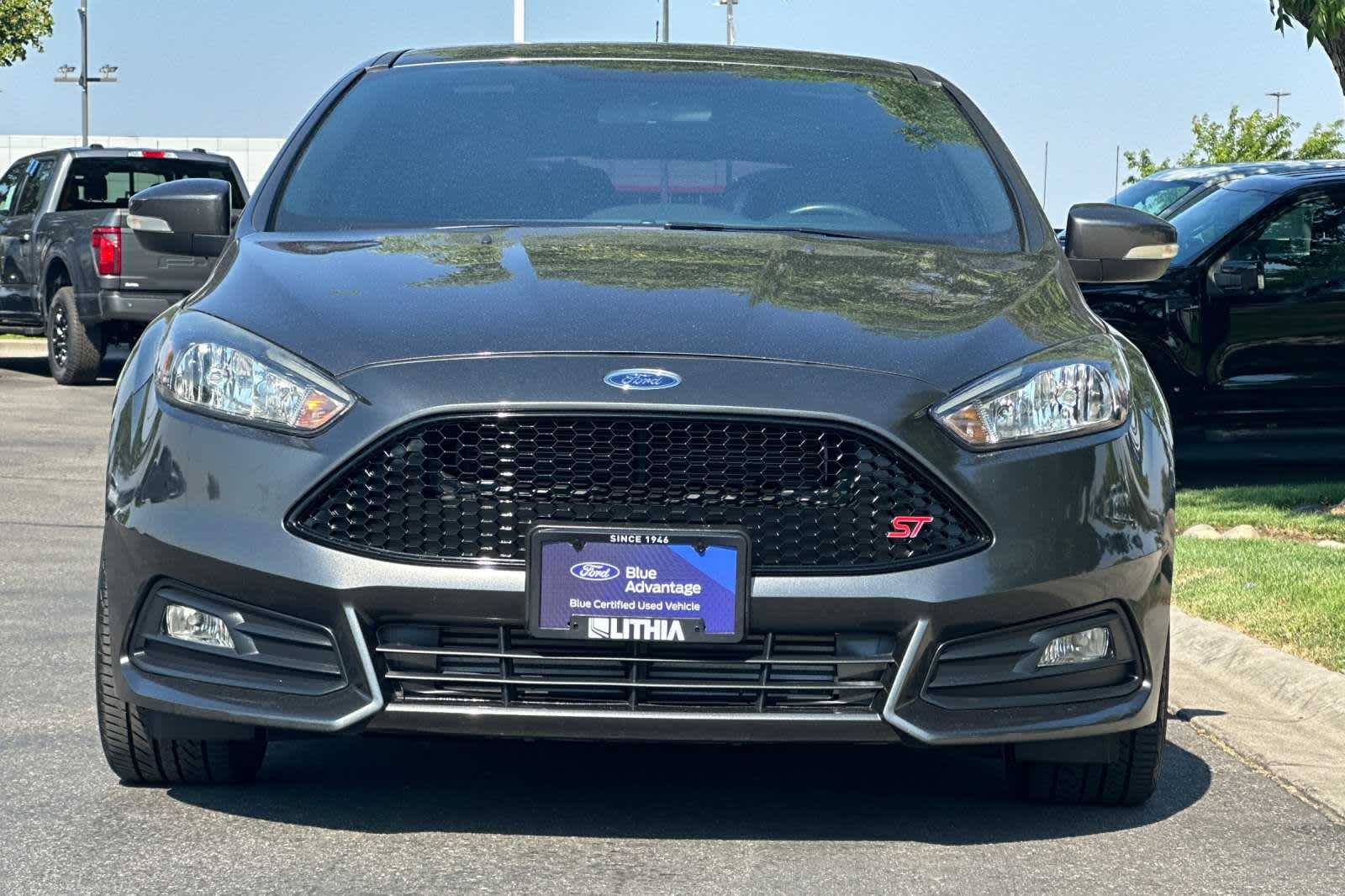 2018 Ford Focus ST 10