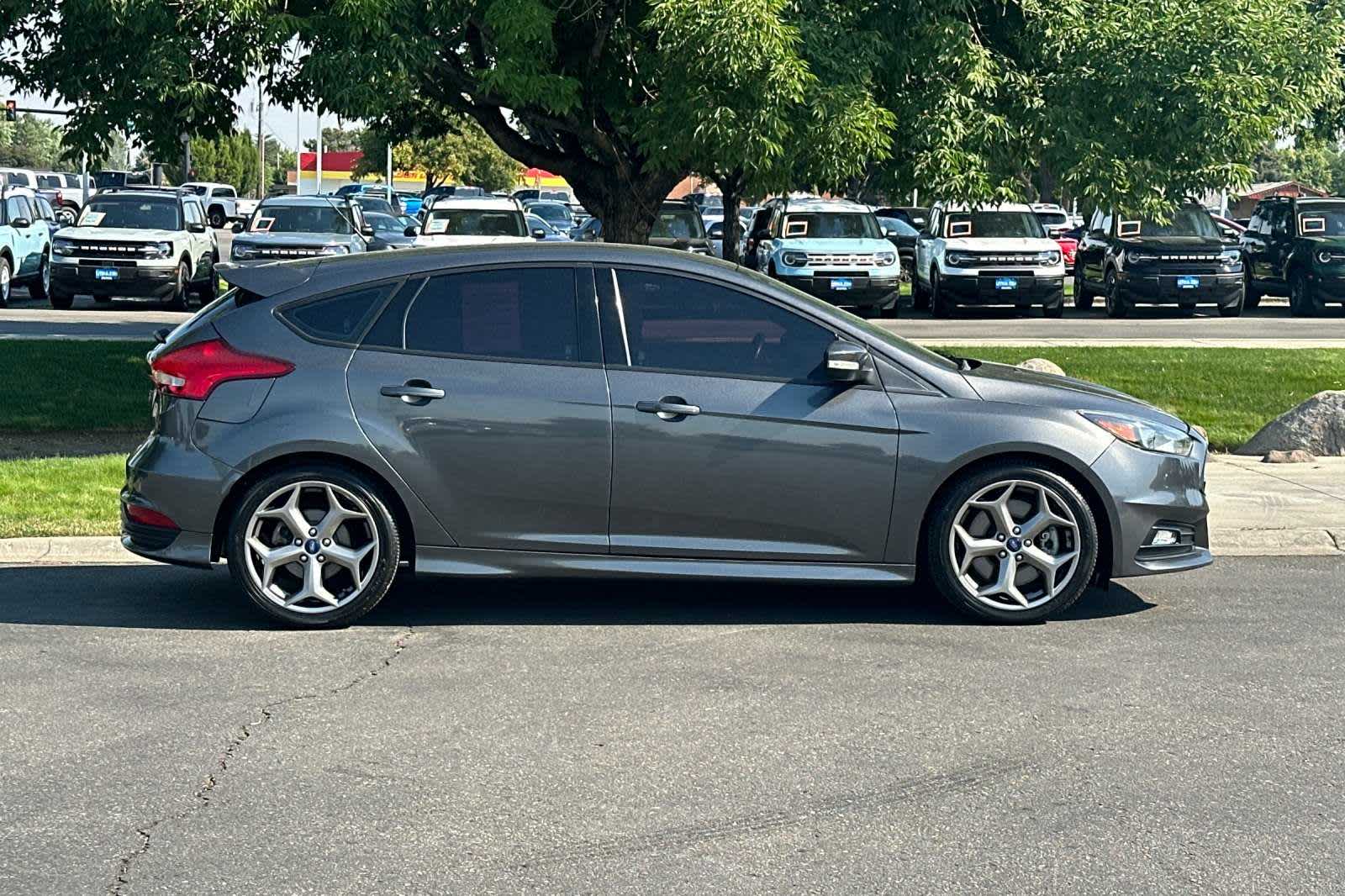 2018 Ford Focus ST 8