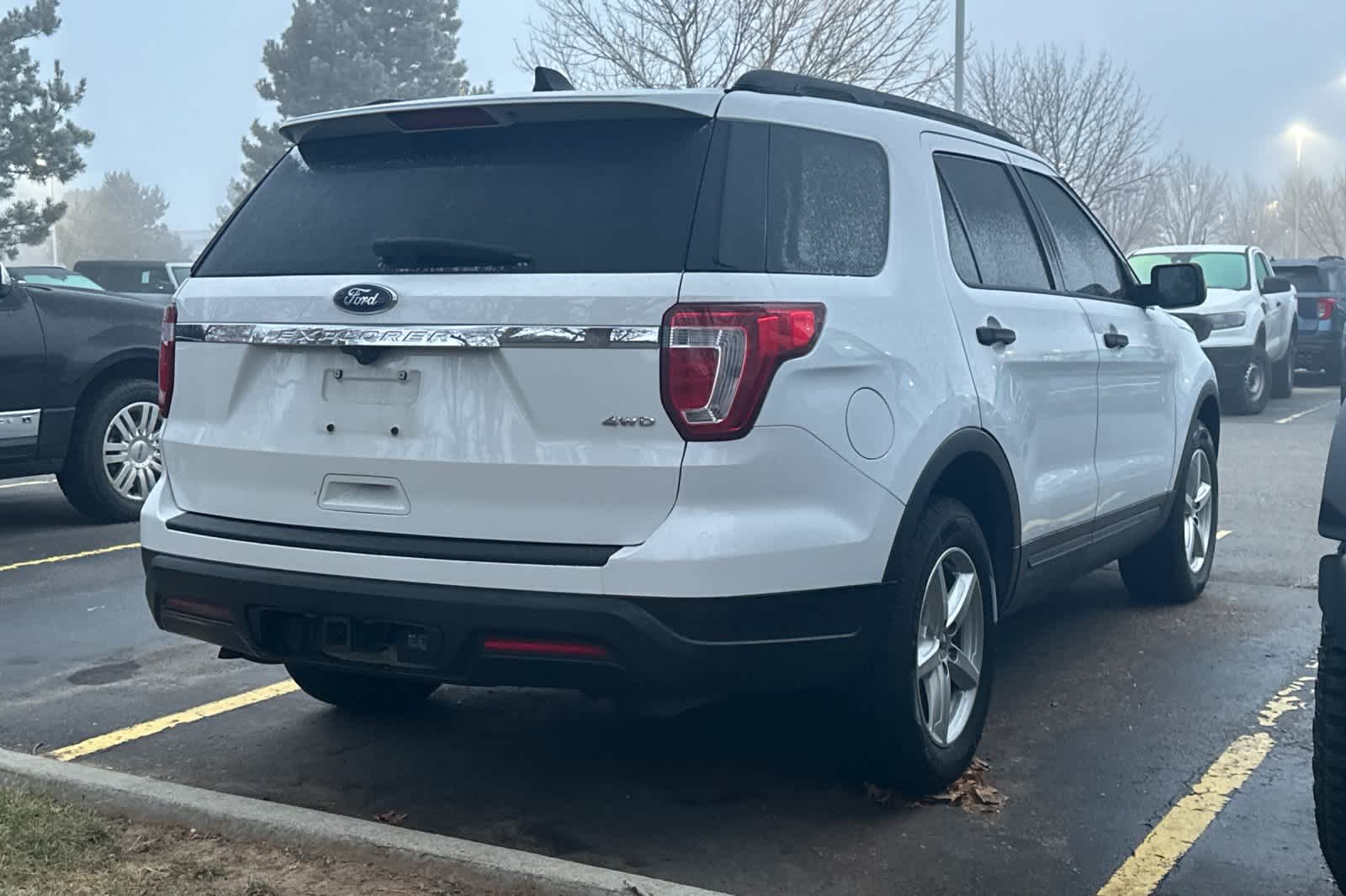 2018 Ford Explorer Base 2