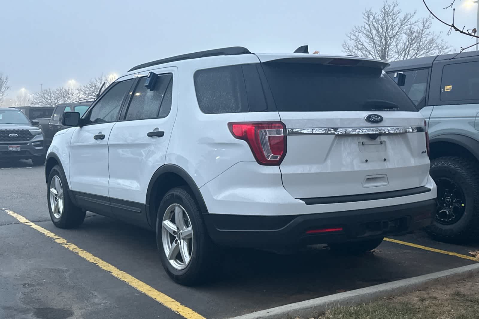 2018 Ford Explorer Base 3