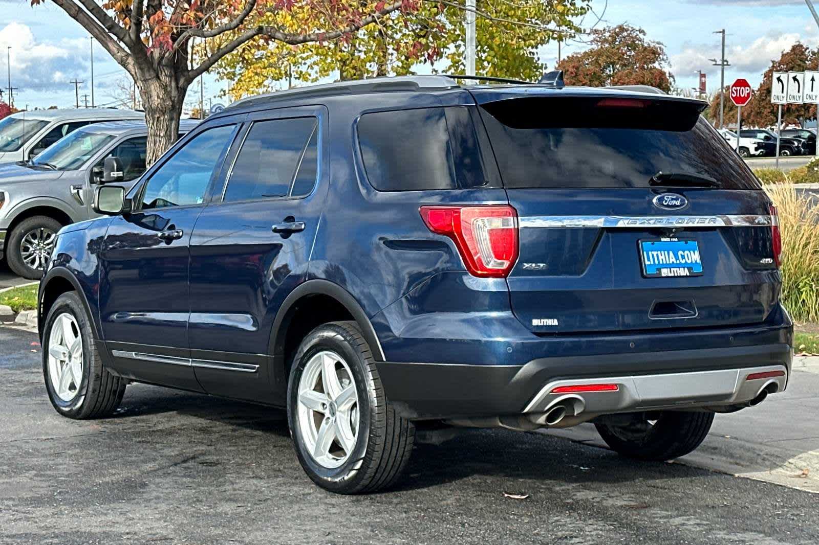 2017 Ford Explorer XLT 6