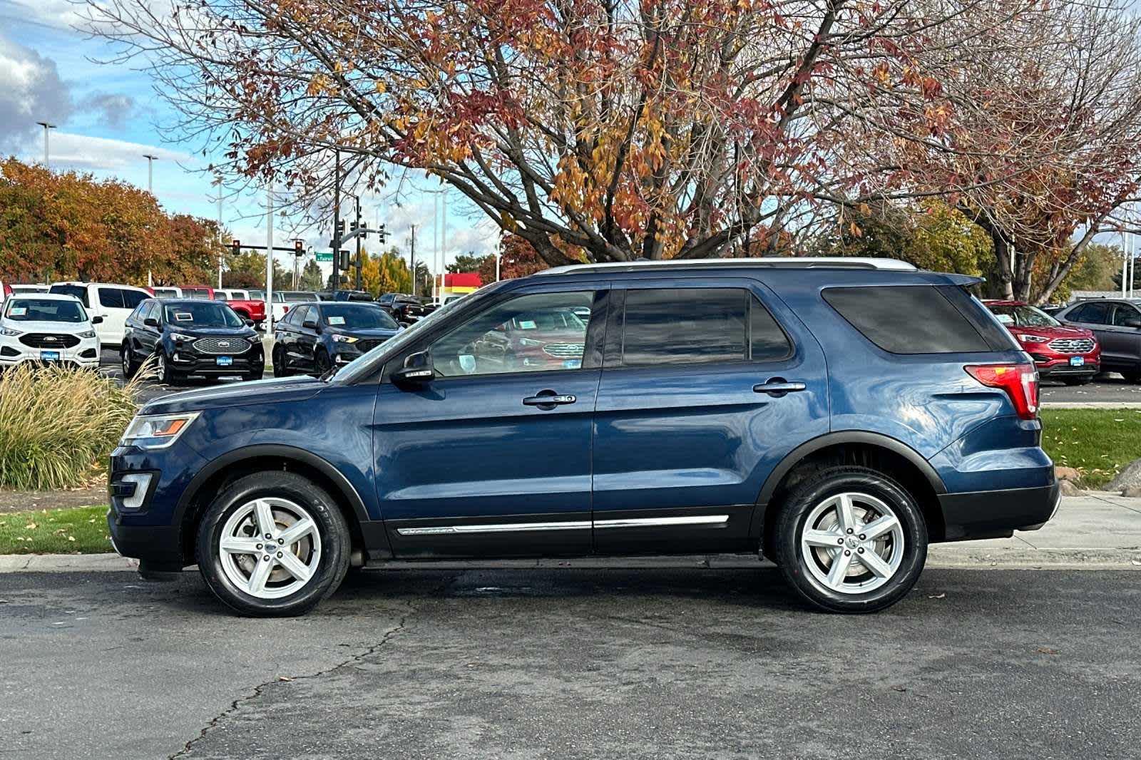 2017 Ford Explorer XLT 5