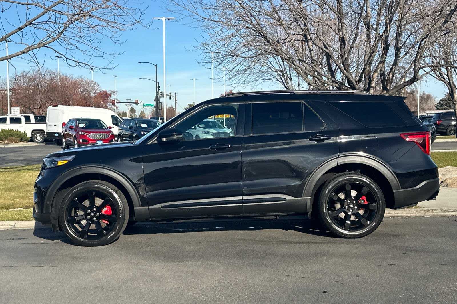 2021 Ford Explorer ST 5