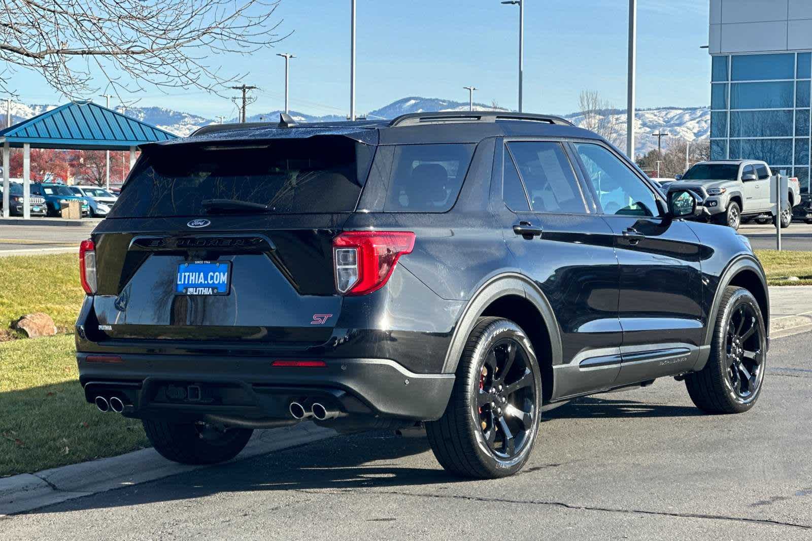 2021 Ford Explorer ST 2