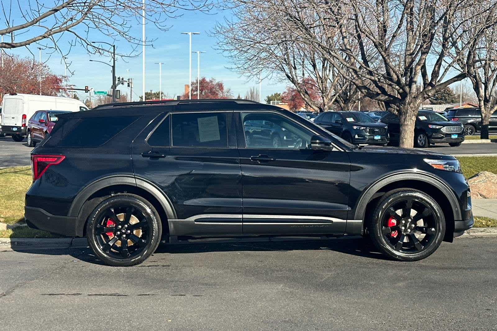 2021 Ford Explorer ST 8