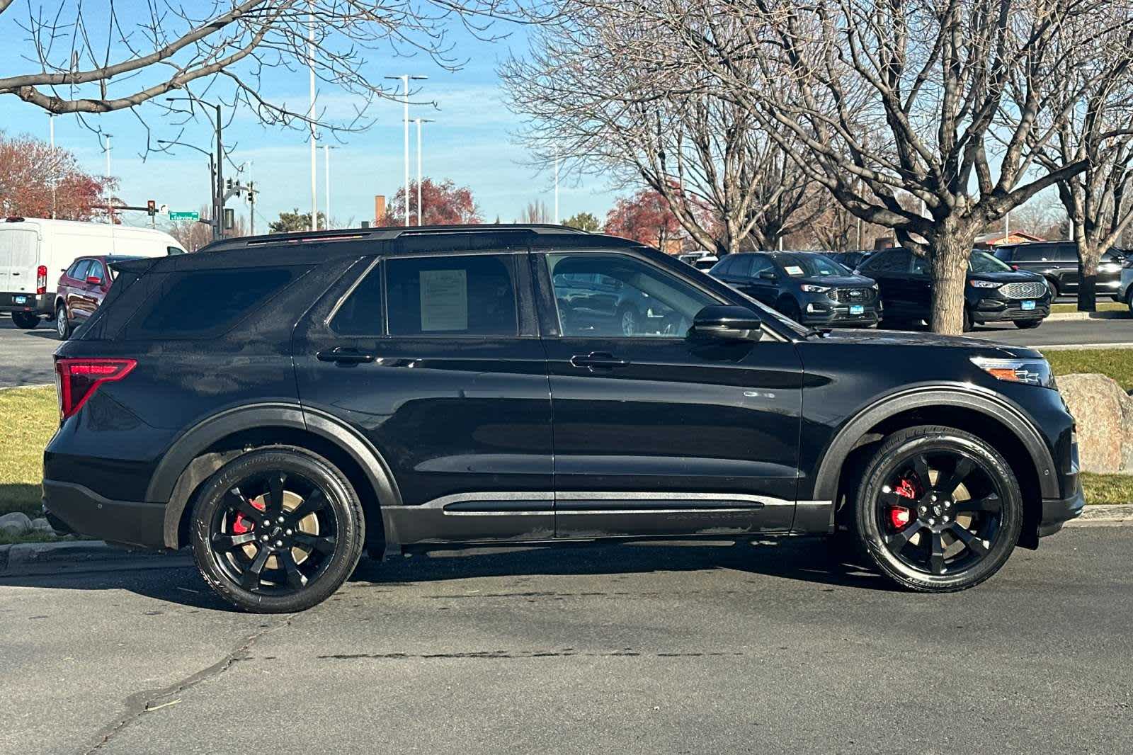 2021 Ford Explorer ST 8