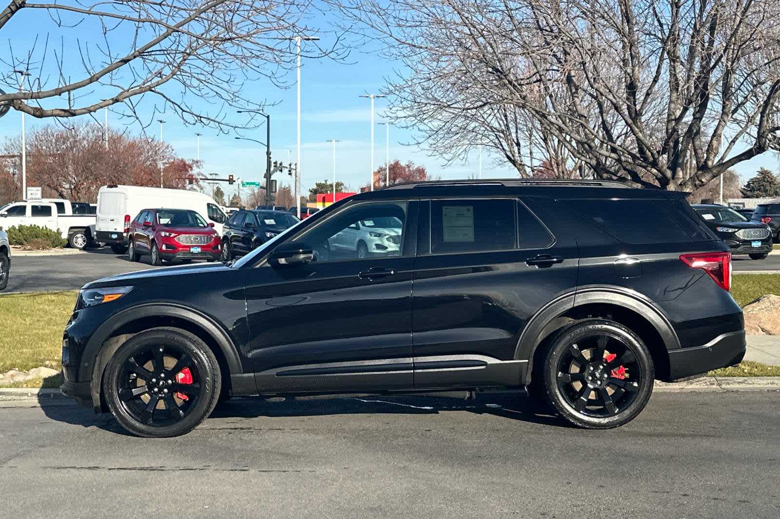 2021 Ford Explorer ST 5