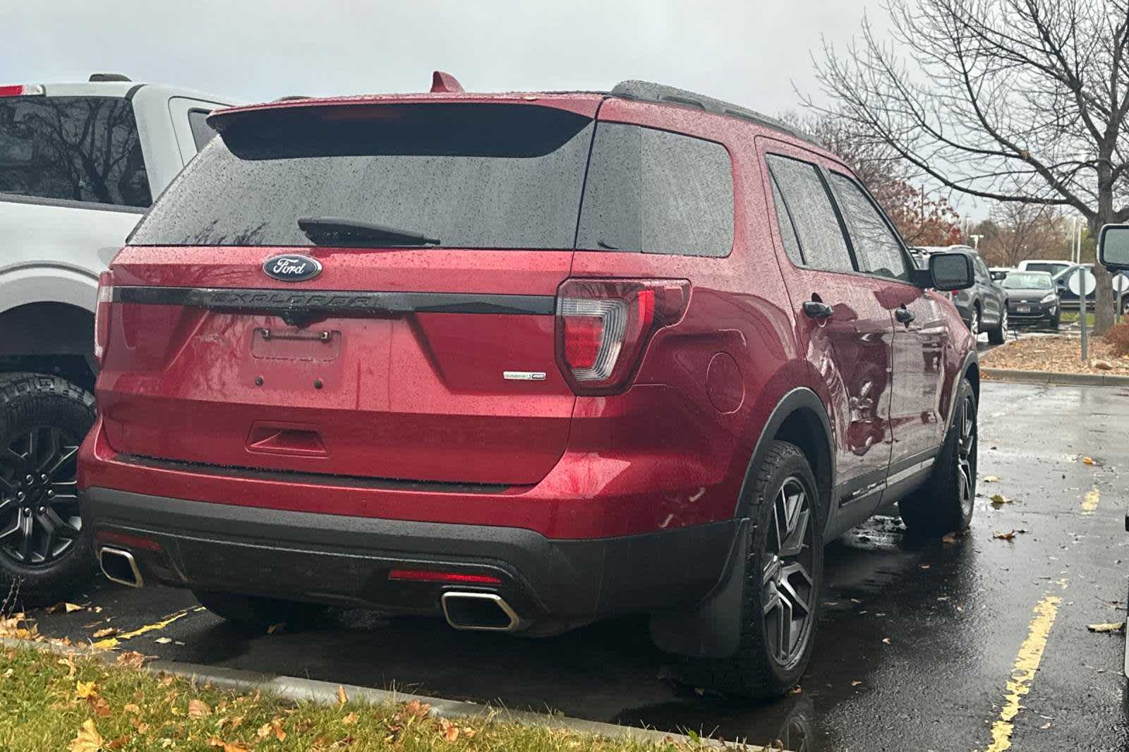 2016 Ford Explorer Sport 2