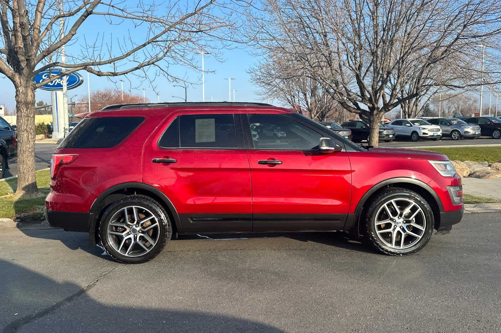 2016 Ford Explorer Sport 8