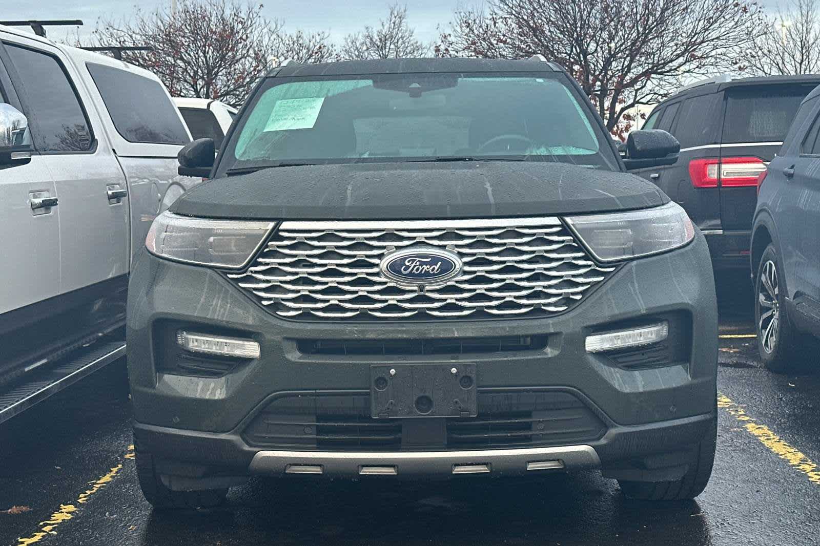 2022 Ford Explorer Platinum 4