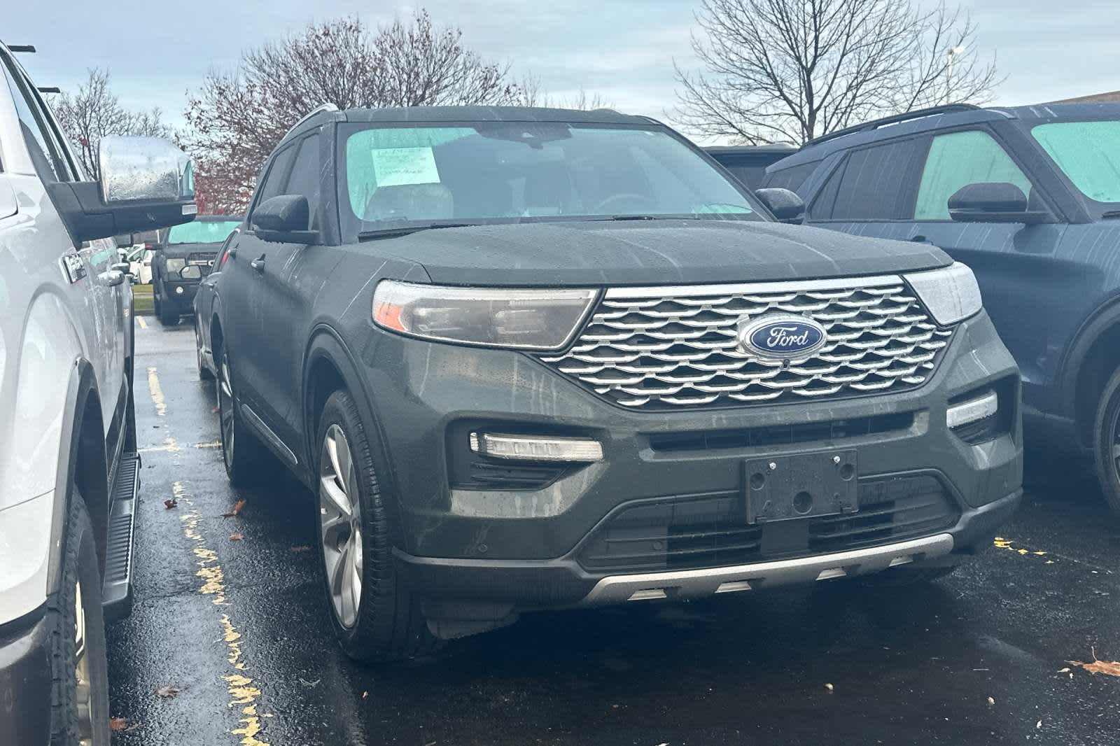 2022 Ford Explorer Platinum 3