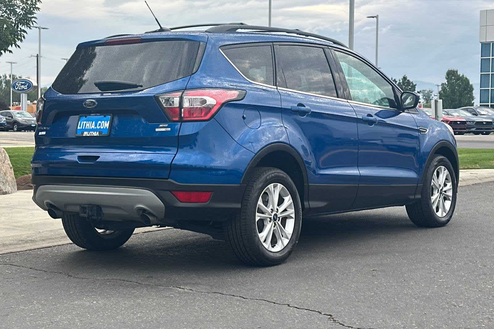 2017 Ford Escape SE 2