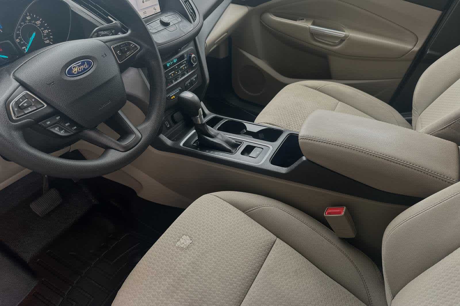 2017 Ford Escape SE 11